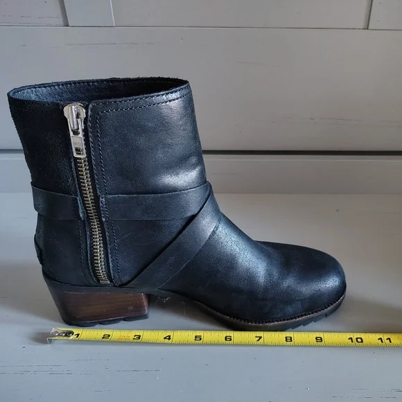 Sorel NL3709-010 Cate Black Leather Buckle Zip Boot US Size 8 - Picture 9 of 10